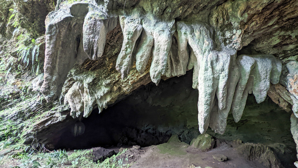 鬼の洞窟