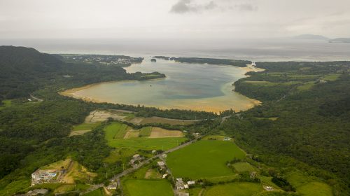 青の洞窟行けず、川平湾絶景テラスへ